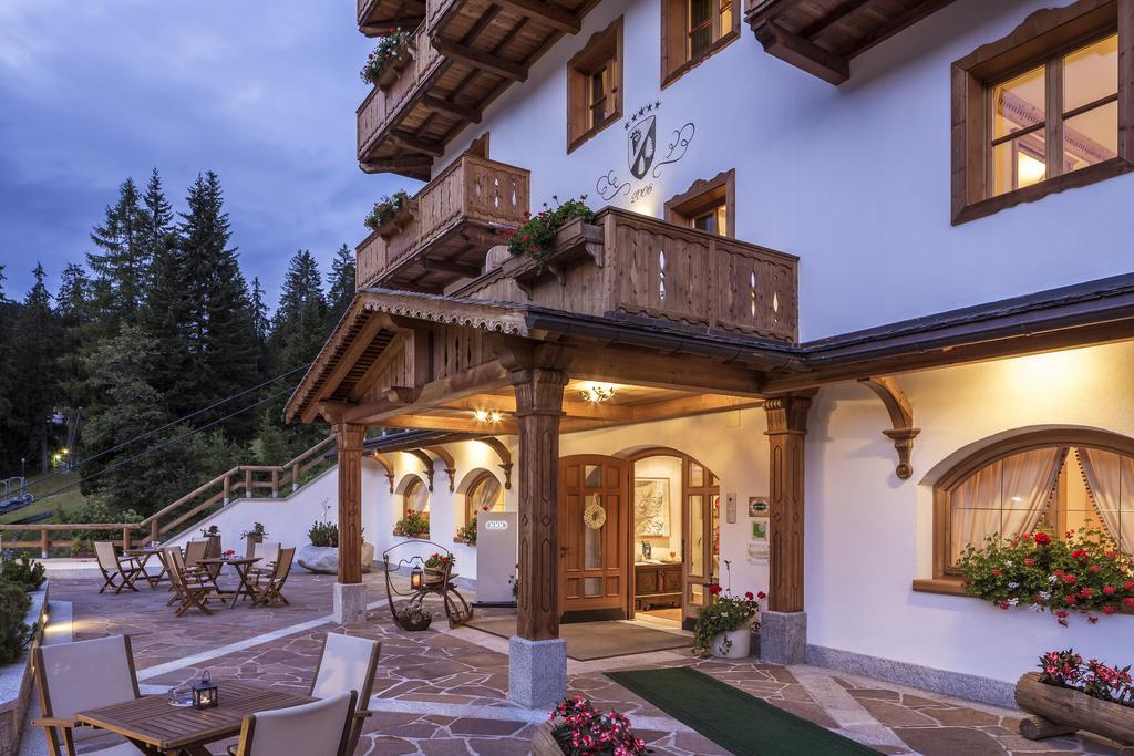 Hotel Chalet Del Sogno Мадона ди Кампильо Екстериор снимка